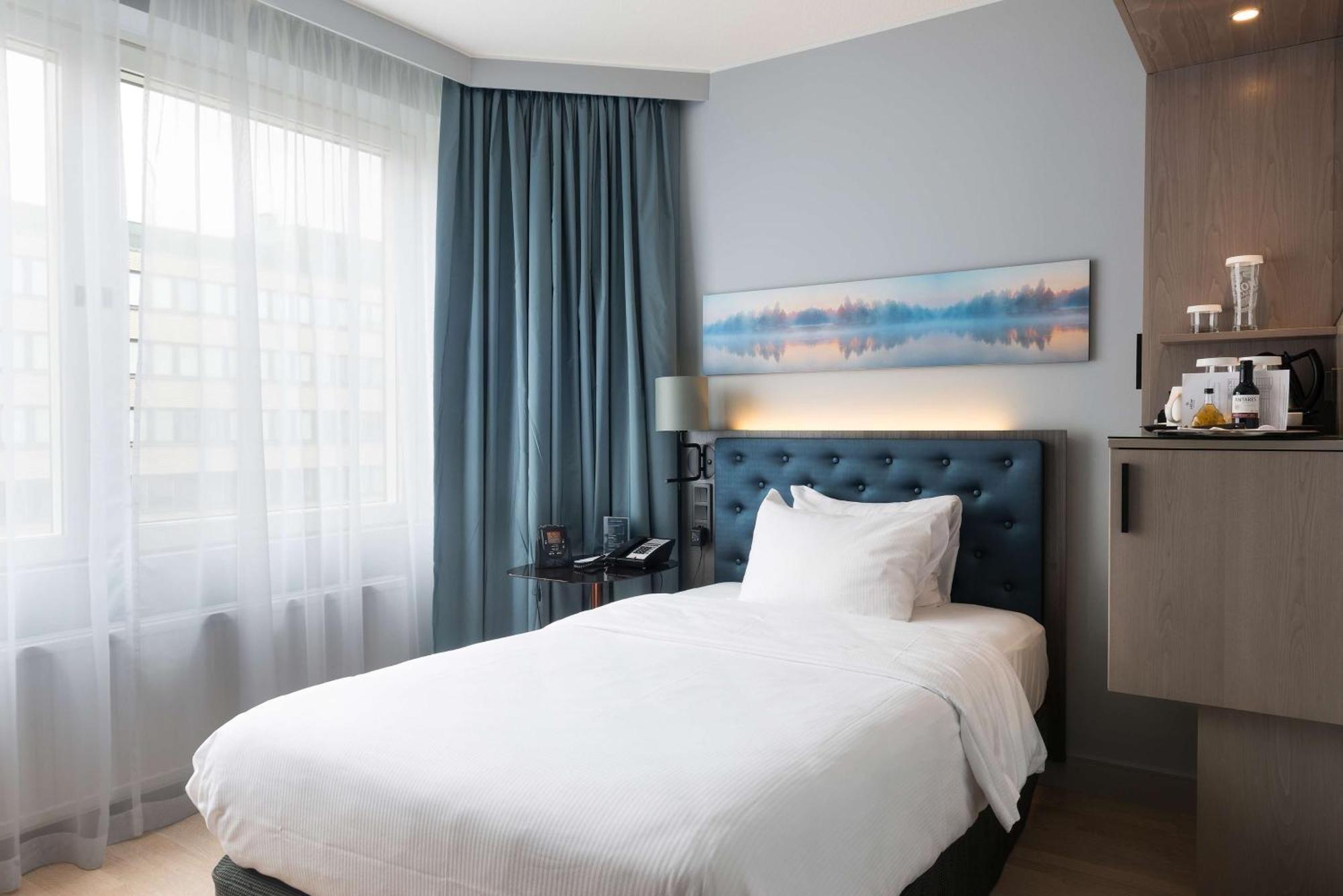 Hilton Helsinki Strand Buitenkant foto