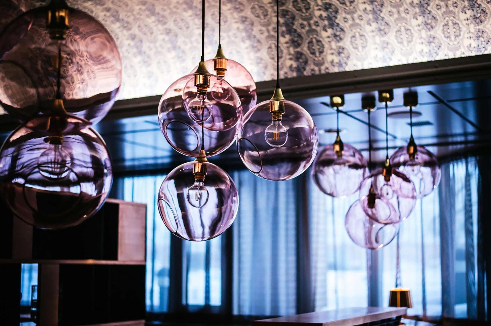 Hilton Helsinki Strand Buitenkant foto Pendants