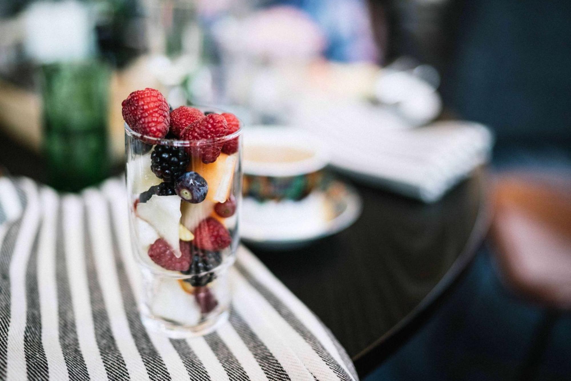 Hilton Helsinki Strand Buitenkant foto Fruit salad
